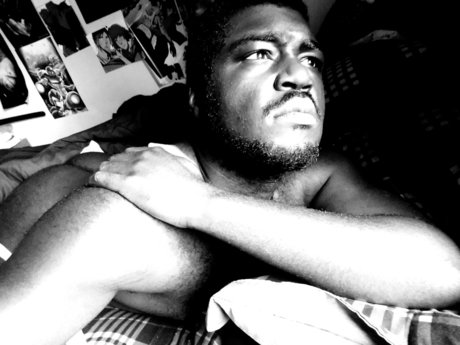 Melanin Mecha erwachsene exklusive bilder