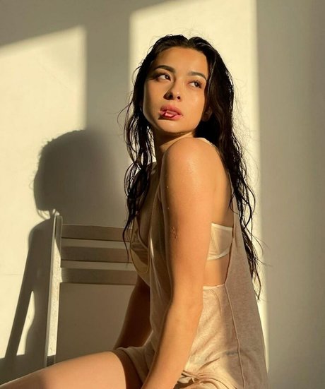 Diana Korkunova hd heiße fotos