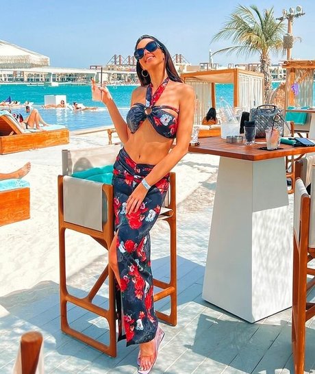 Leila Kraja perfekte schöne bild