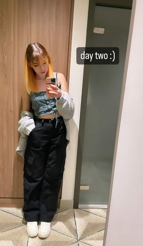 beliebte asiatische onlyfans nacktheit nette galerie