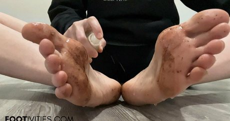 footivities schauspielerin nackte fotos