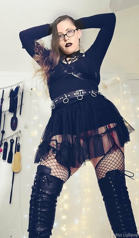 miss lollipop heiße nackten bilder