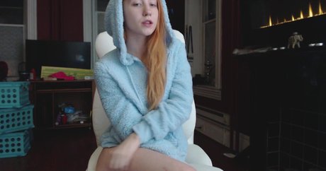 lvl80waifu schauspielerin heiße foto