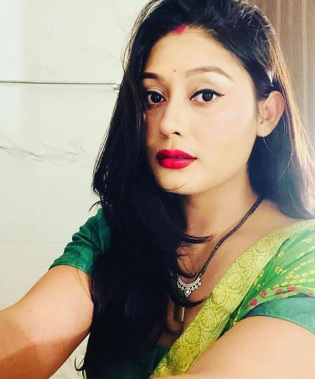 schöne asiatische onlyfans top heiße foto