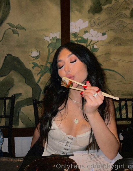 divinedaniela exklusive kostenlose galerien