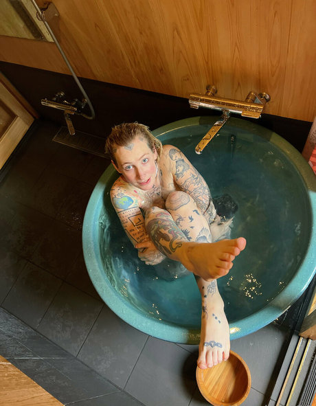 Mrs Nice schöne nackt bilder