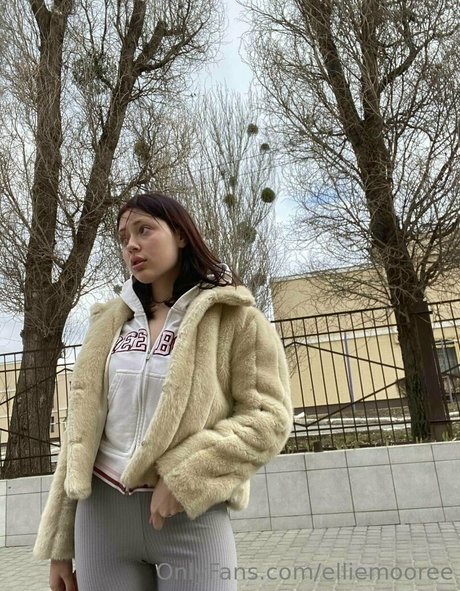 elliemooree schöne heiße bild