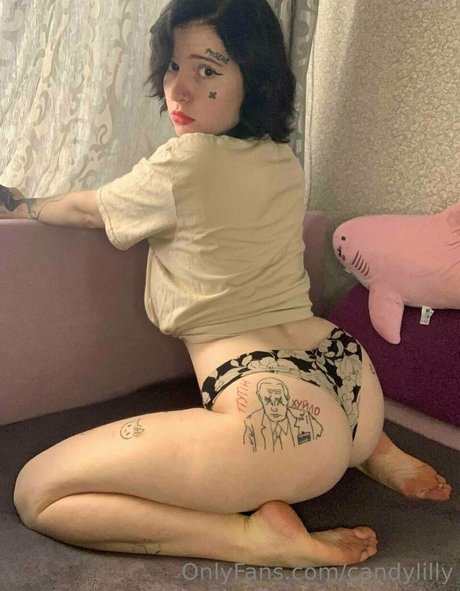 brattyauroravip erotische freie foto