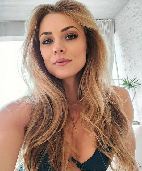 missnikkileigh nackte pornostar bilder