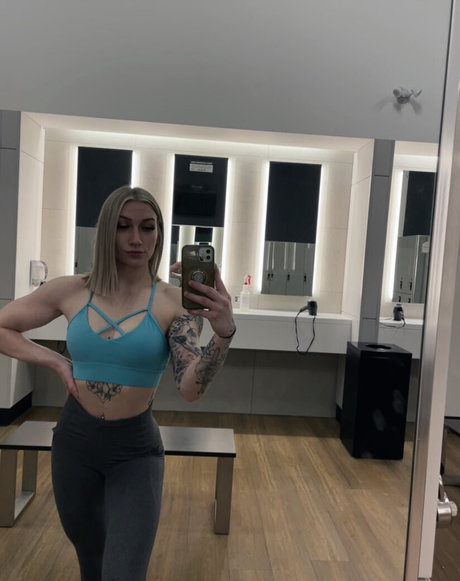 Taylor Flewin hd heiße fotos