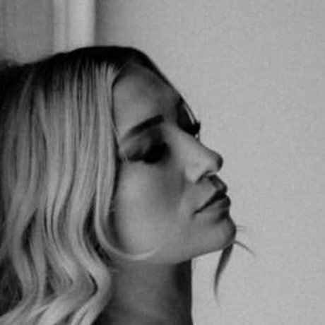 Taylor Flewin top nette bilder