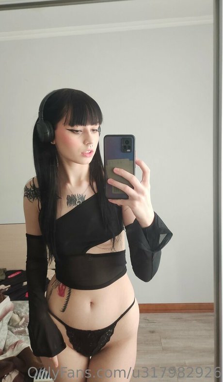 nefer titi xxx erotische heiße foto