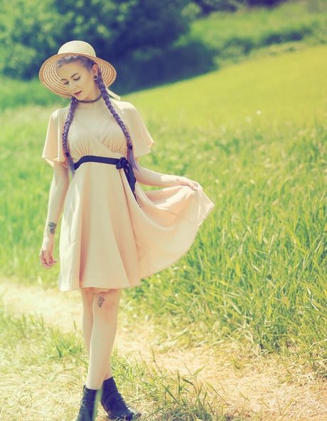 kinkynyrafree akt archiv