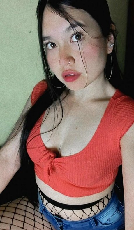 camii ruiz model nette foto