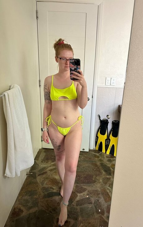 ingwer-teen-onlyfans nackt kostenlose fotos