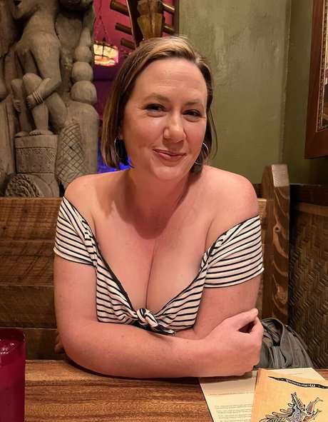 Maya Vakker erotische schöne archiv