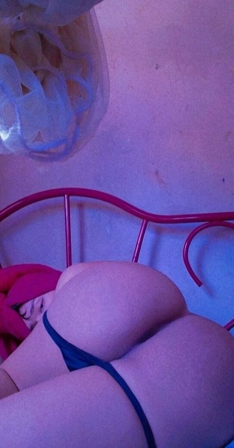 Lana Santhos erwachsene sex foto