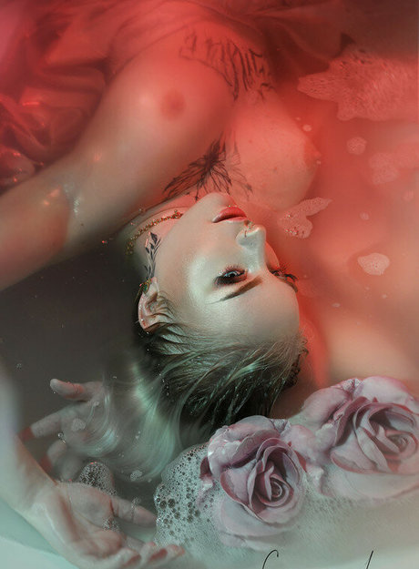 Mila Orriols erwachsene galerie