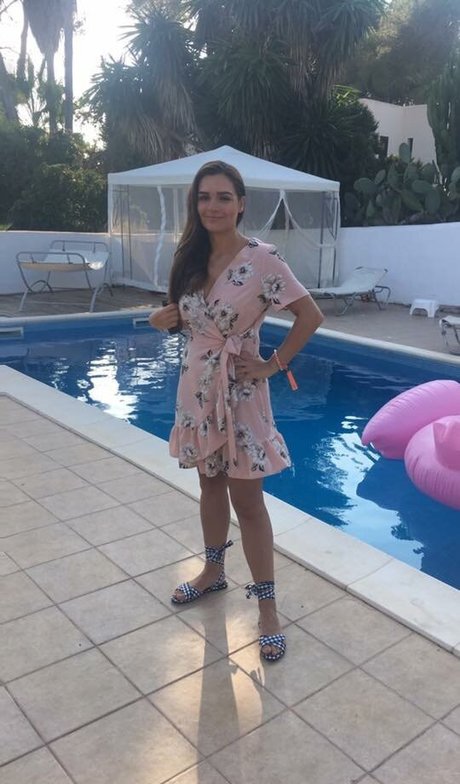 Lana D hübsche akt fotos