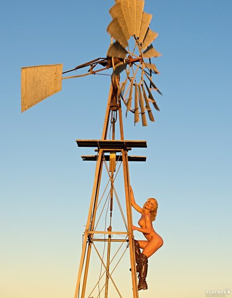 Isabel Edvardsson schöne nackten bild