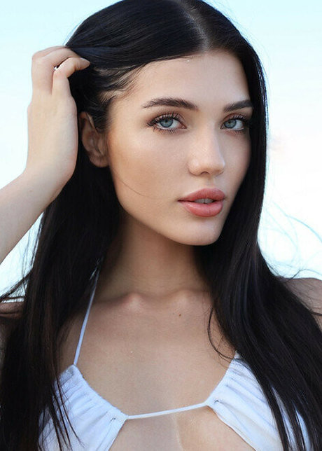 Alina Enero hd schöne bild