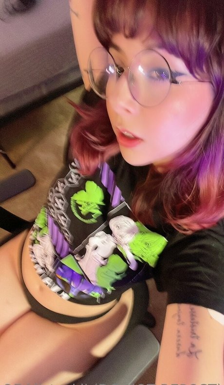 Mistsukii erotische nackte bilder