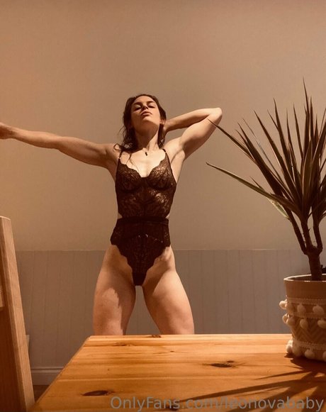 großer schwanz trans-onlyfans exklusive sexy archiv