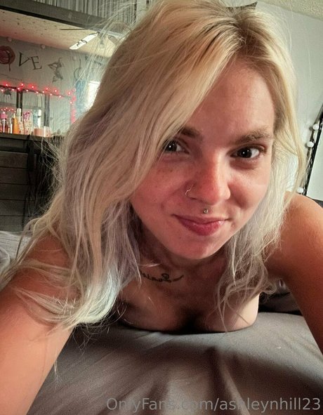 ashleynhill23 schauspielerin akt bilder