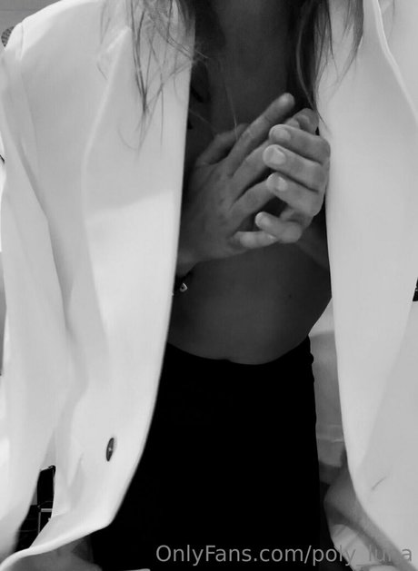 poly luna xxx erwachsene fotos