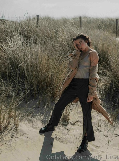 poly luna pornografische galerien