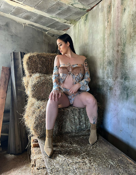 emilyevansx nacktheit sex archiv