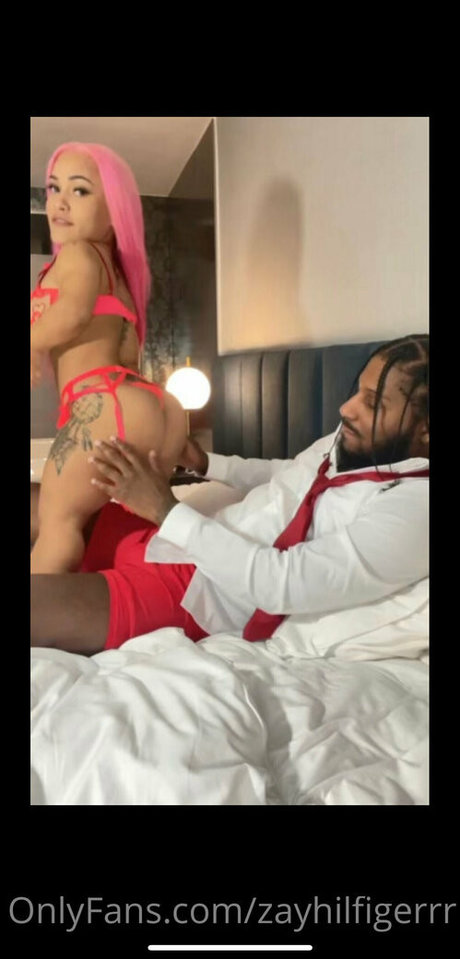 zayhilfigerrr schauspielerin schöne fotos