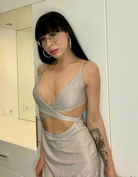 dicksy ts schauspielerin freie foto