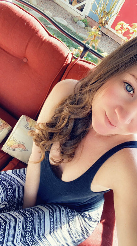 nevamore model erwachsene galerien