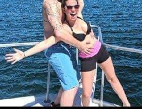 Makenna Gott freie akt archiv