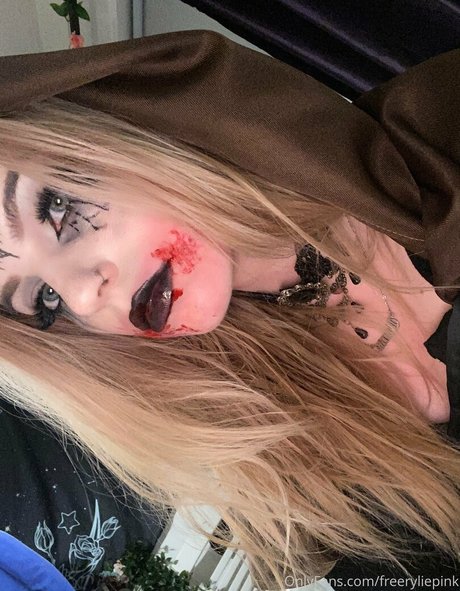 freeryliepink pornostar akt fotos