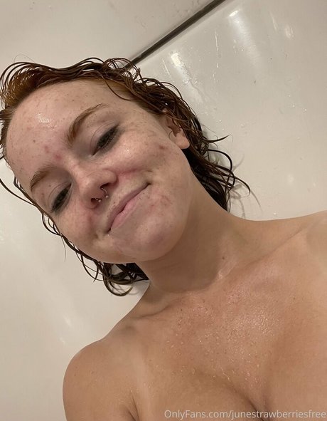 junestrawberriesfree erotische nackten galerie