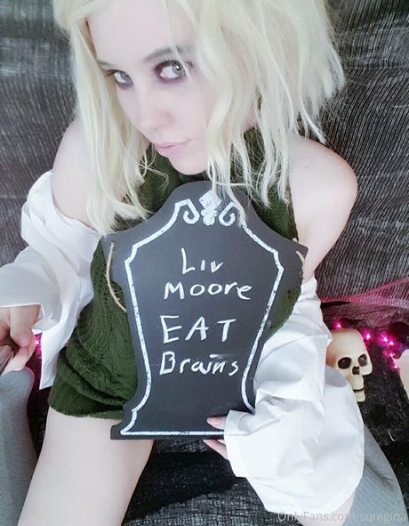 sqregina nackt kunst archiv