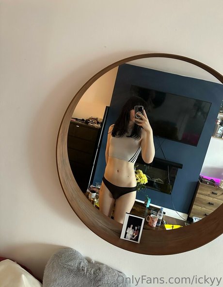 ickyypeach erwachsene nackte archiv