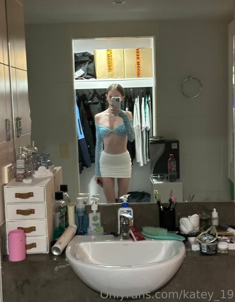 katey 19 sexy nackte archiv