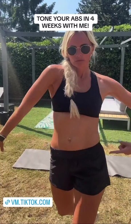 Amy Jo Simpson exklusive nackte bild