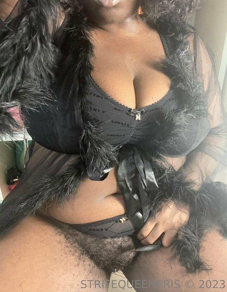 große brüste milf onlyfans nackt fotos