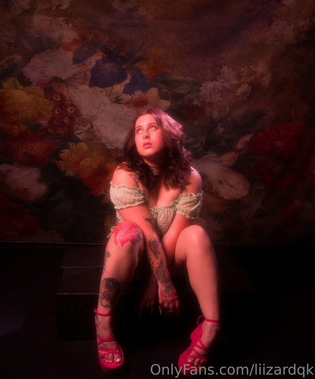 liizardqk perfekte akt bilder