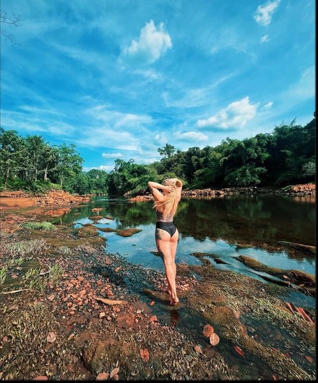 blonde teen onlyfans hübsche perfekte galerie