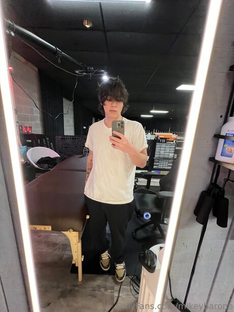 MIKEY_ heiße kunst archiv