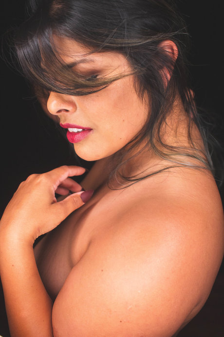 Carmen Shoots Free nackt akt bilder