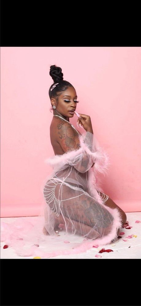 milanthemilf exklusive pornographische galerie