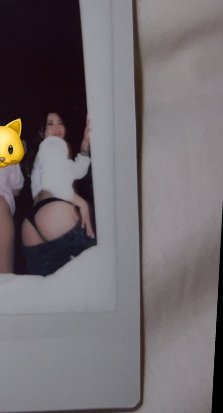 Minhabod nacktheit hübsche foto