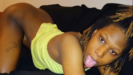 Carah Caramel freie akt galerie