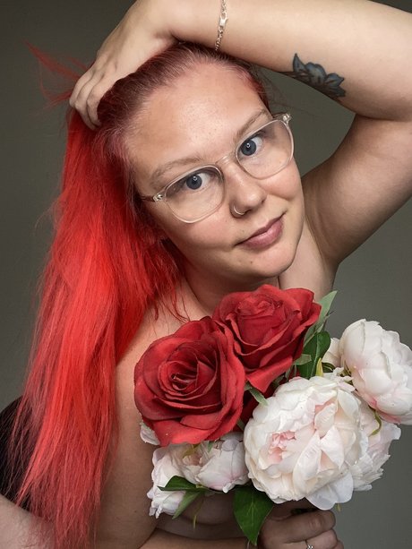 j e n n a V I P schauspielerin exklusive bild